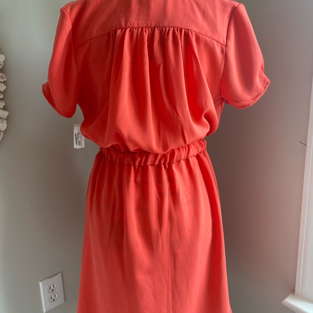 Women’s Coral Tunic Shirt NWT - Picture 2 of 3
